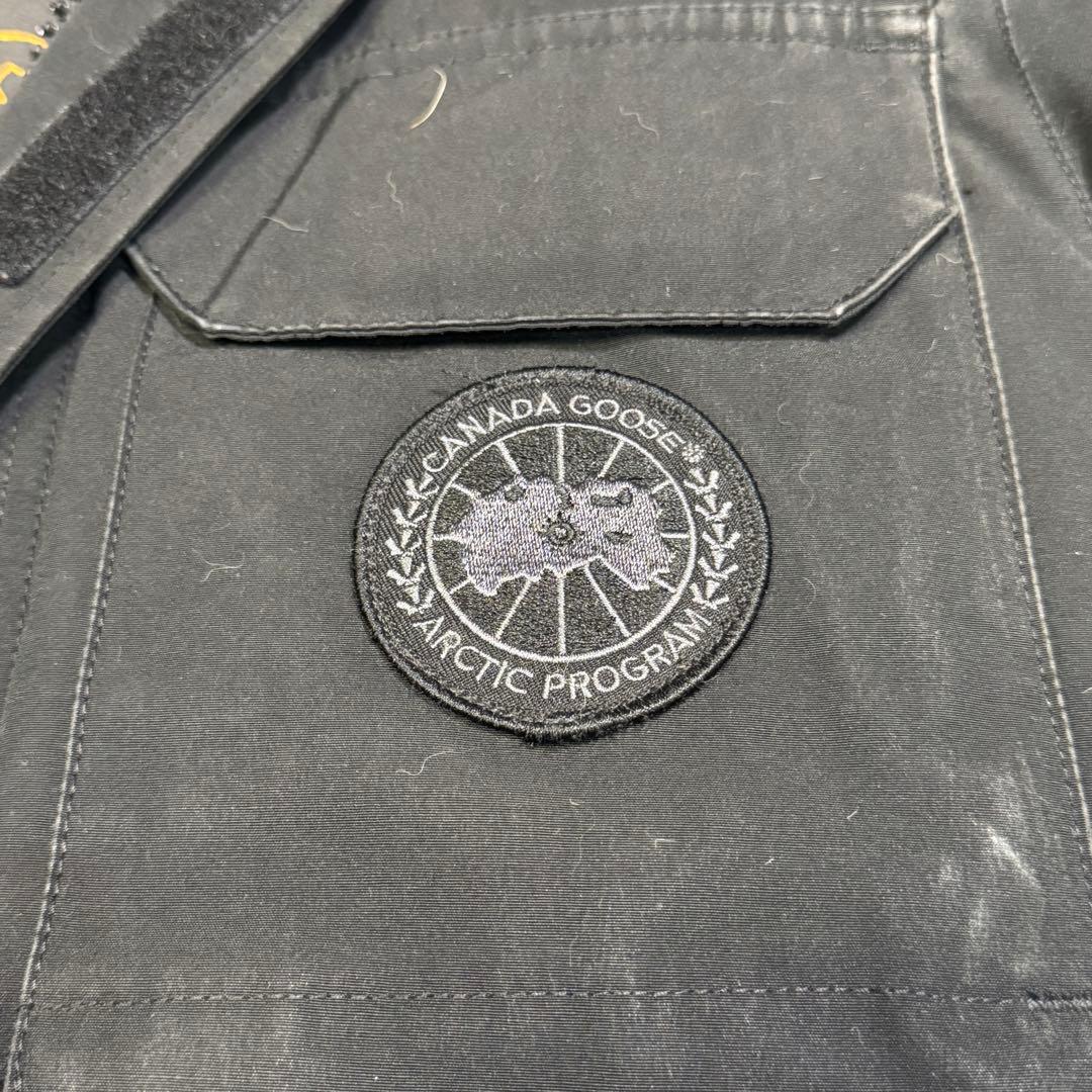 カナダグース EXPEDITION 黒ロゴ ダウンジャケット