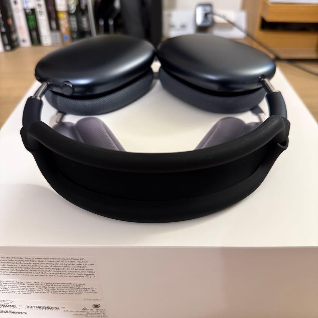 【美品】AirPods Max ミッドナイト　第二世代　おまけ付き