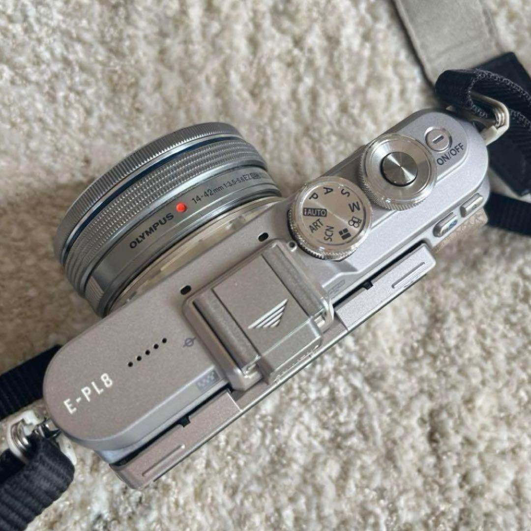 デジタルカメラ OLYMPUS PEN E-PL8