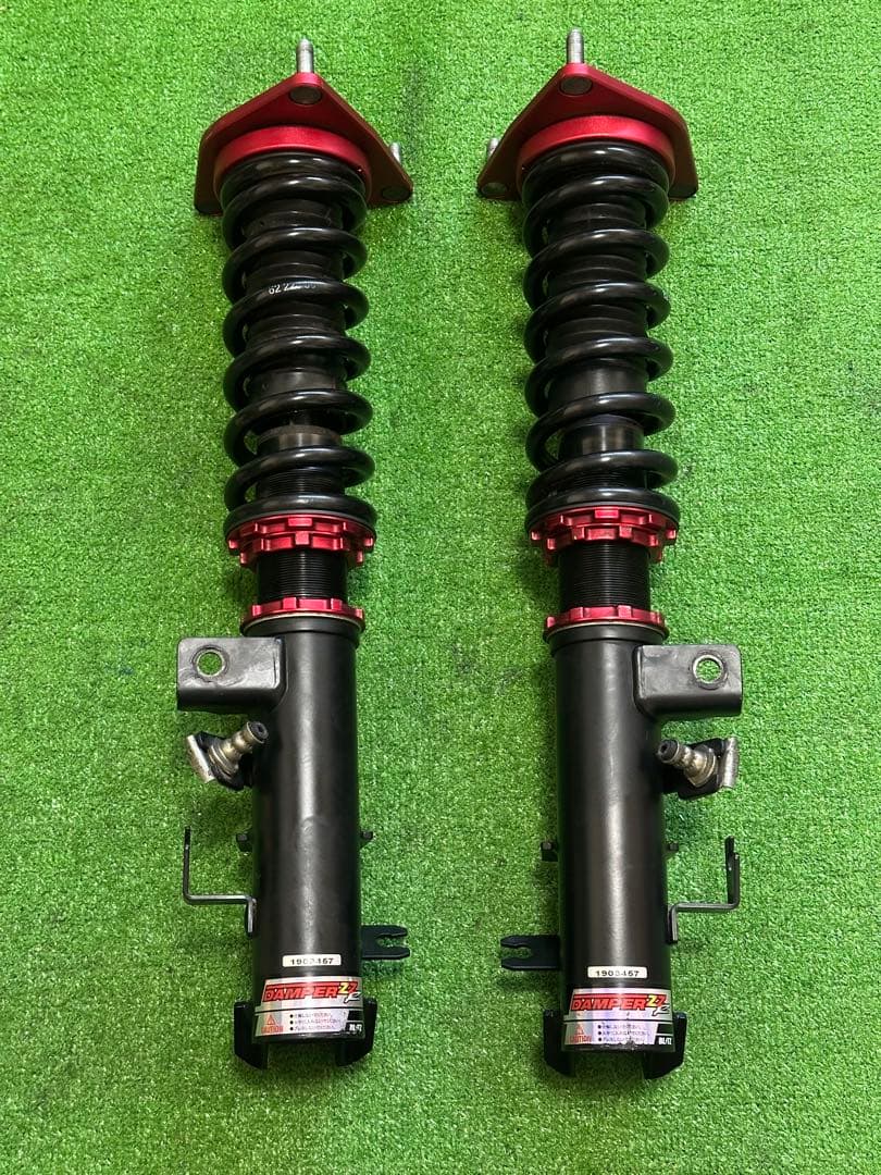 日産エルグランド E51 ブリッツダンパーZZ-R 調整式サスペンション。