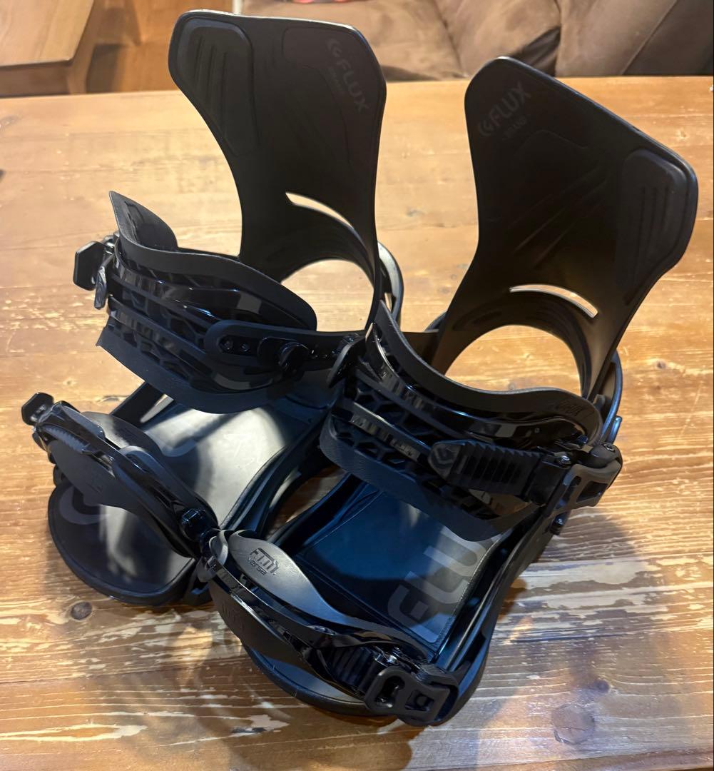 FLUX DS 23モデル　Mサイズ　スノーボード