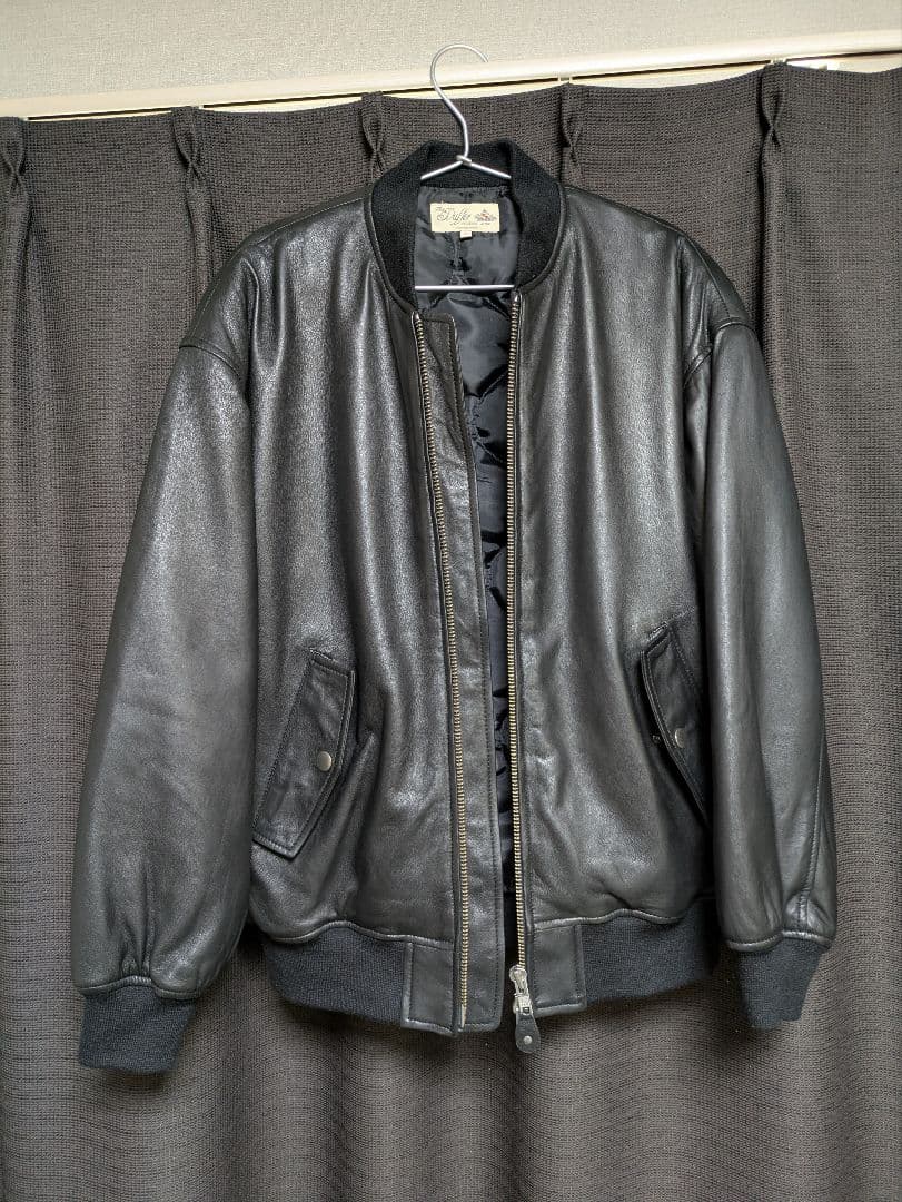 ダファーオブセントジョージ　ラムレザー 中綿 MA-1