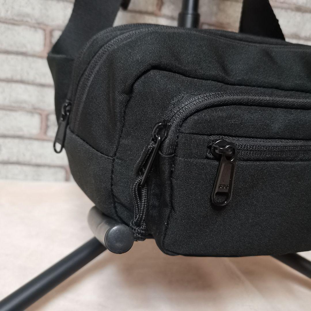 POMULU ポムル ヒップシート ウエストバッグ ボディバッグ 黒色