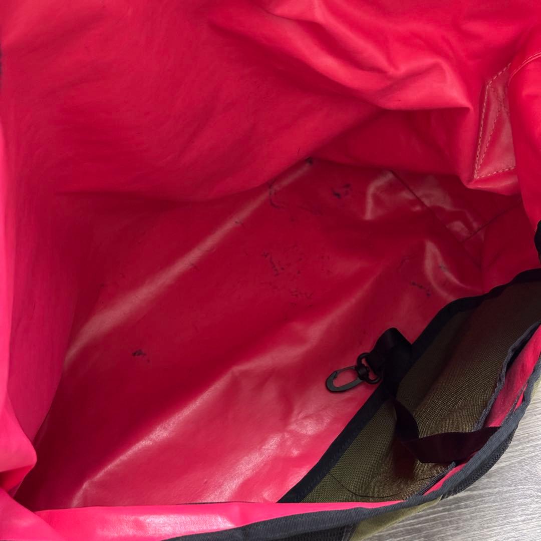 レジスタントメッセンジャーバッグ HiSKOOL USED