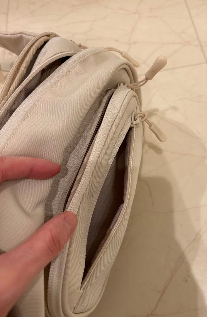 ポムル ヒップシート ショルダーバッグ 2WAYヒップバッグ 抱っこバック