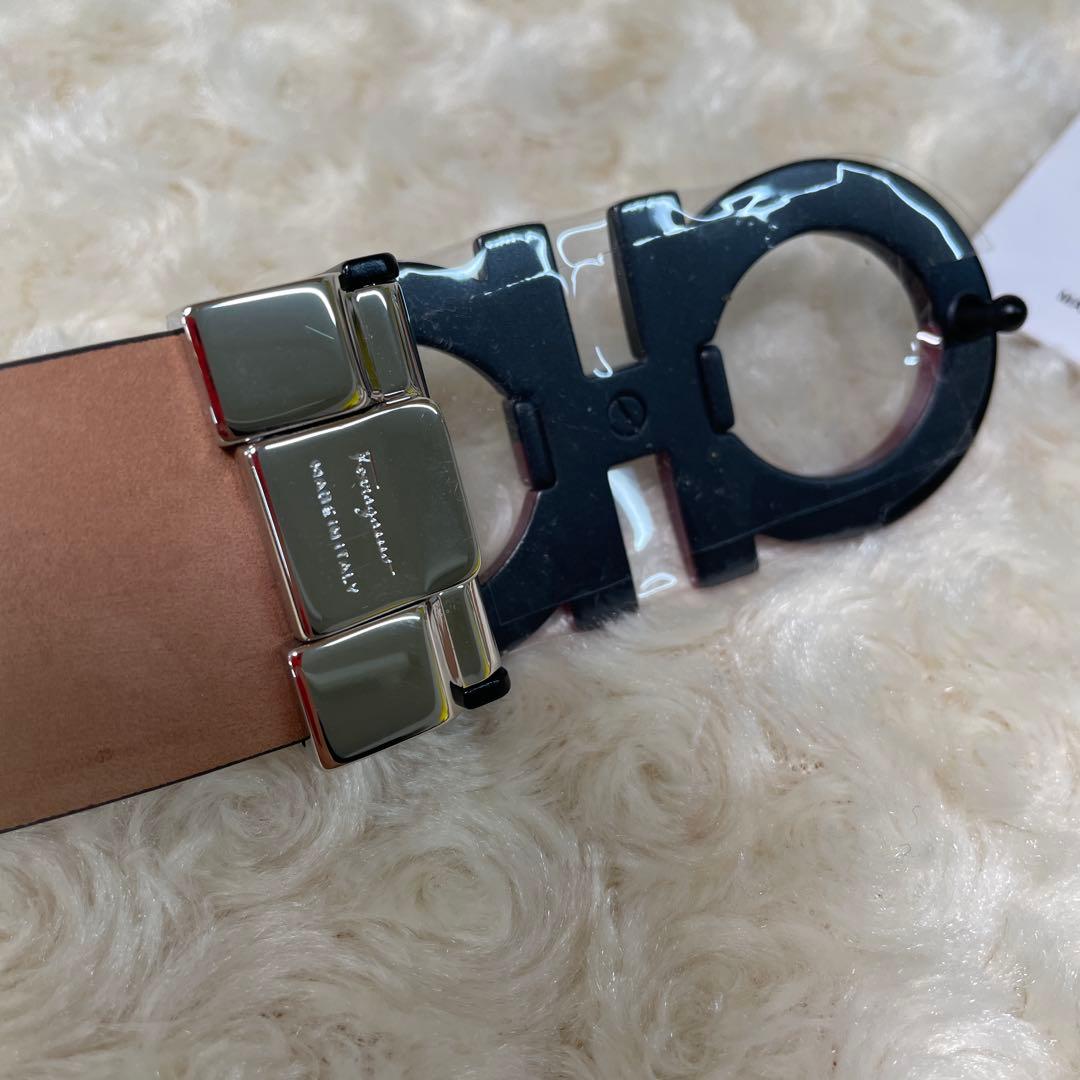 サルヴァトーレ　フェラガモ　新品タグ付き　メンズ　ベルト115