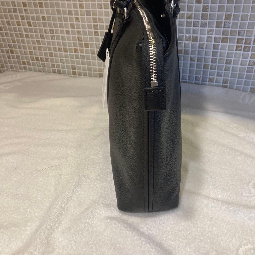 新品未使用　アニアリ　aniary シンプルブリーフケース　ビジネスバッグ　黒