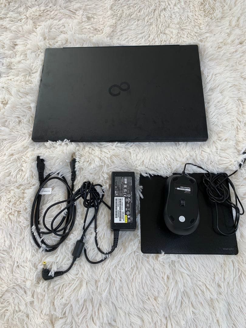 よしこ 富士通ノートパソコンFMVLiteWA1/J2 ★別売りのマウス付