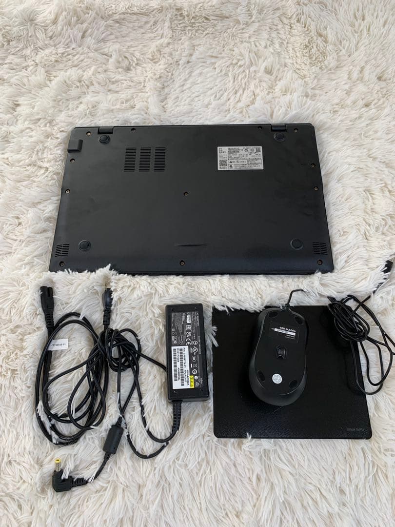 よしこ 富士通ノートパソコンFMVLiteWA1/J2 ★別売りのマウス付