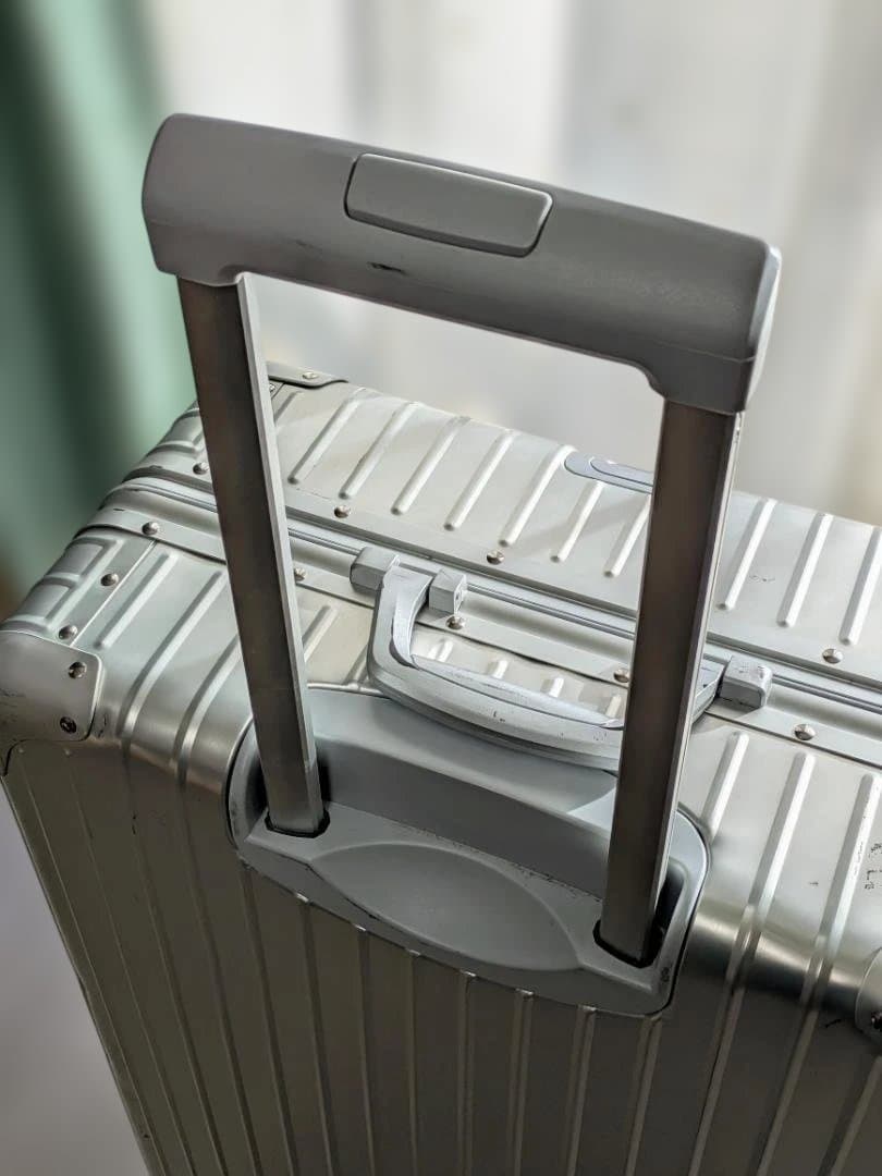 【大容量】アルミスーツケース キャリー 75〜80L TSAロック搭載 シルバー