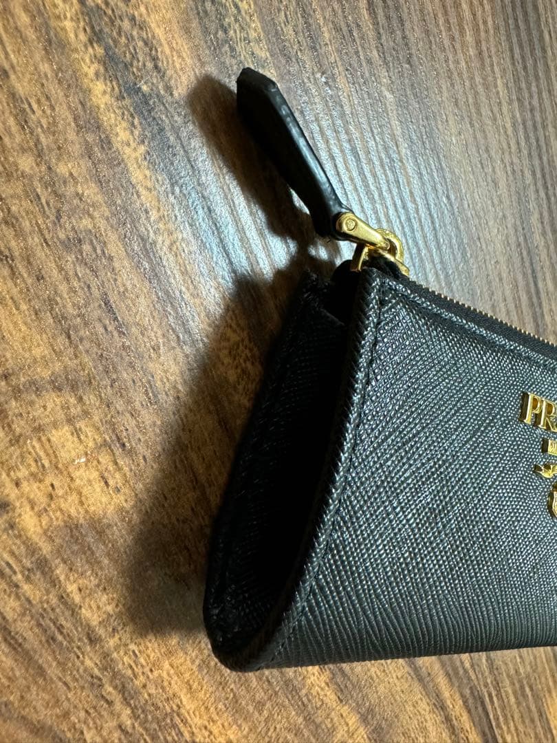 PRADA キーケース サフィアーノ