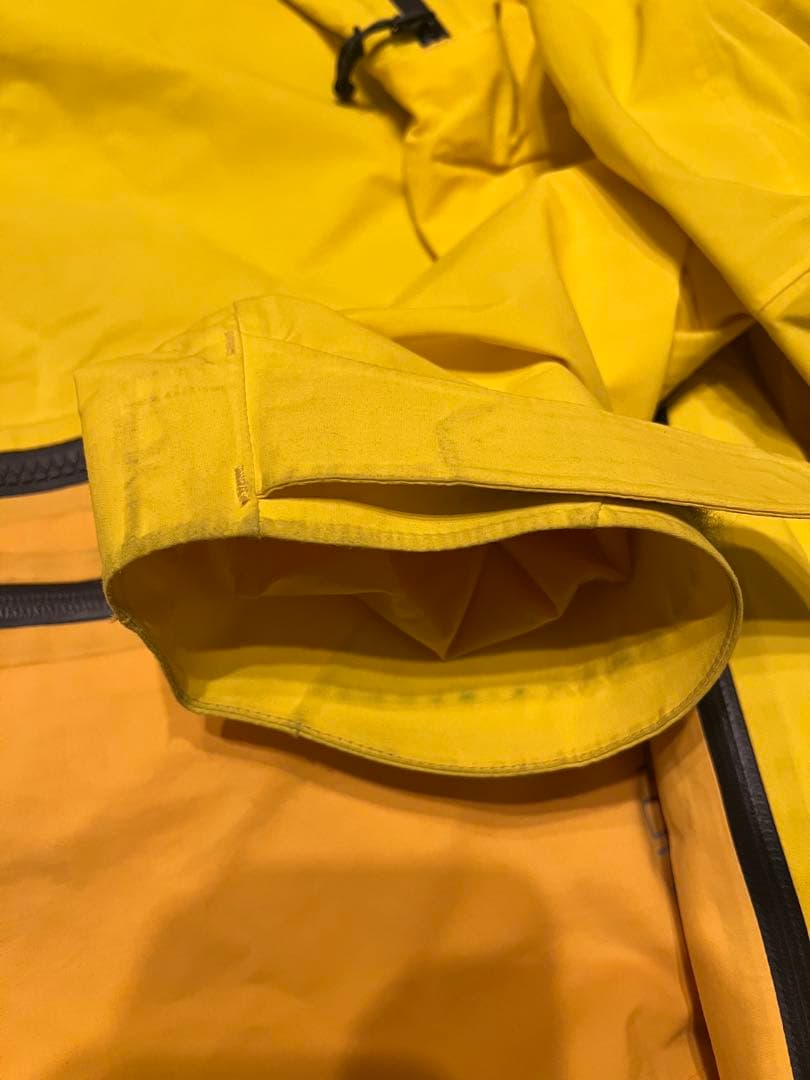 ★交渉歓迎！akバートンゴアテックスGORE-TEXサイクリックJKT★Ｍ