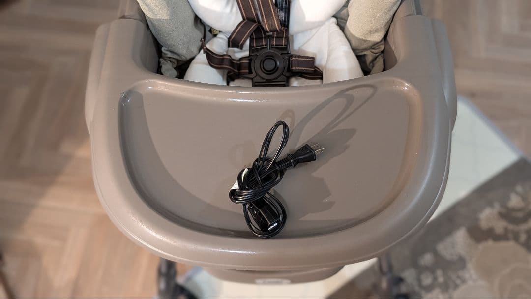 Combi ネムリラ AT BEDi 電動　ハイローチェア 値下げ依頼オッケー◯