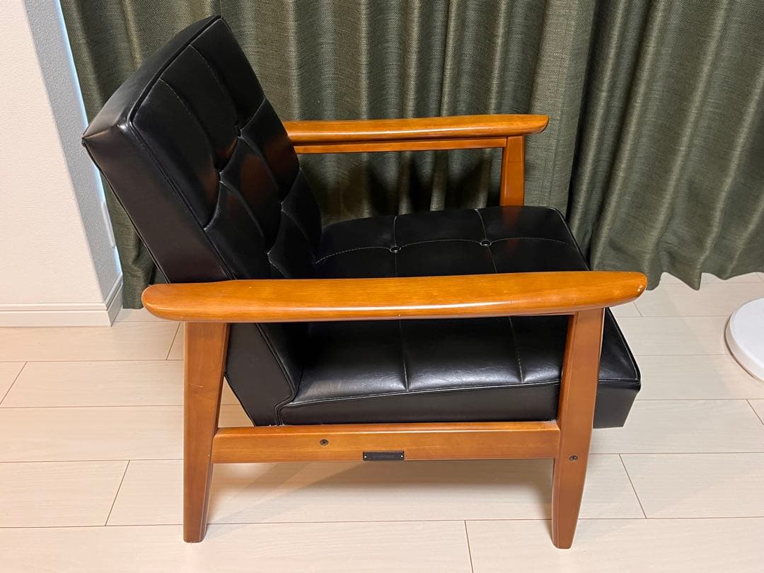 カリモク60 Kチェア　W36170BW