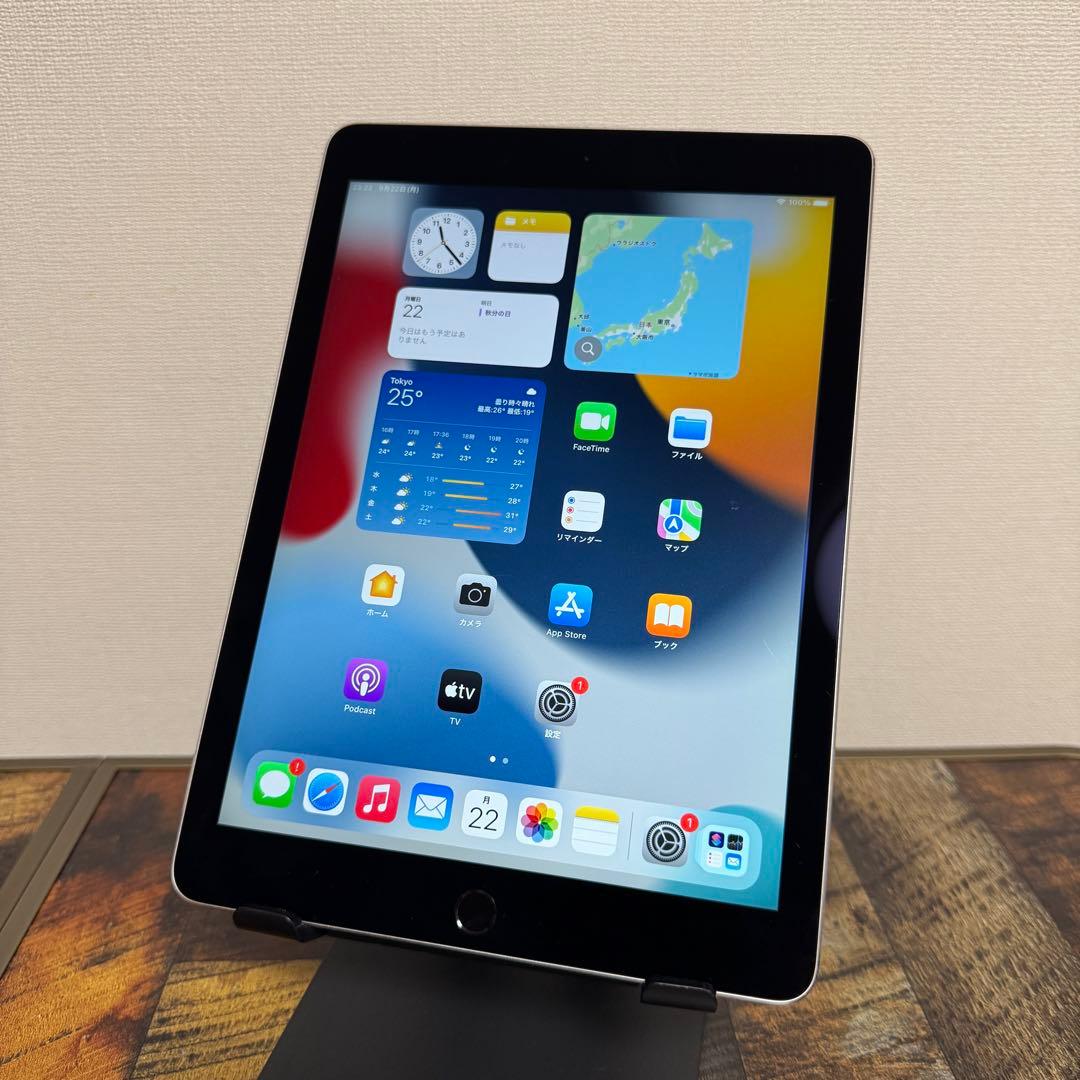 iPad Air2 シルバー 小傷あり