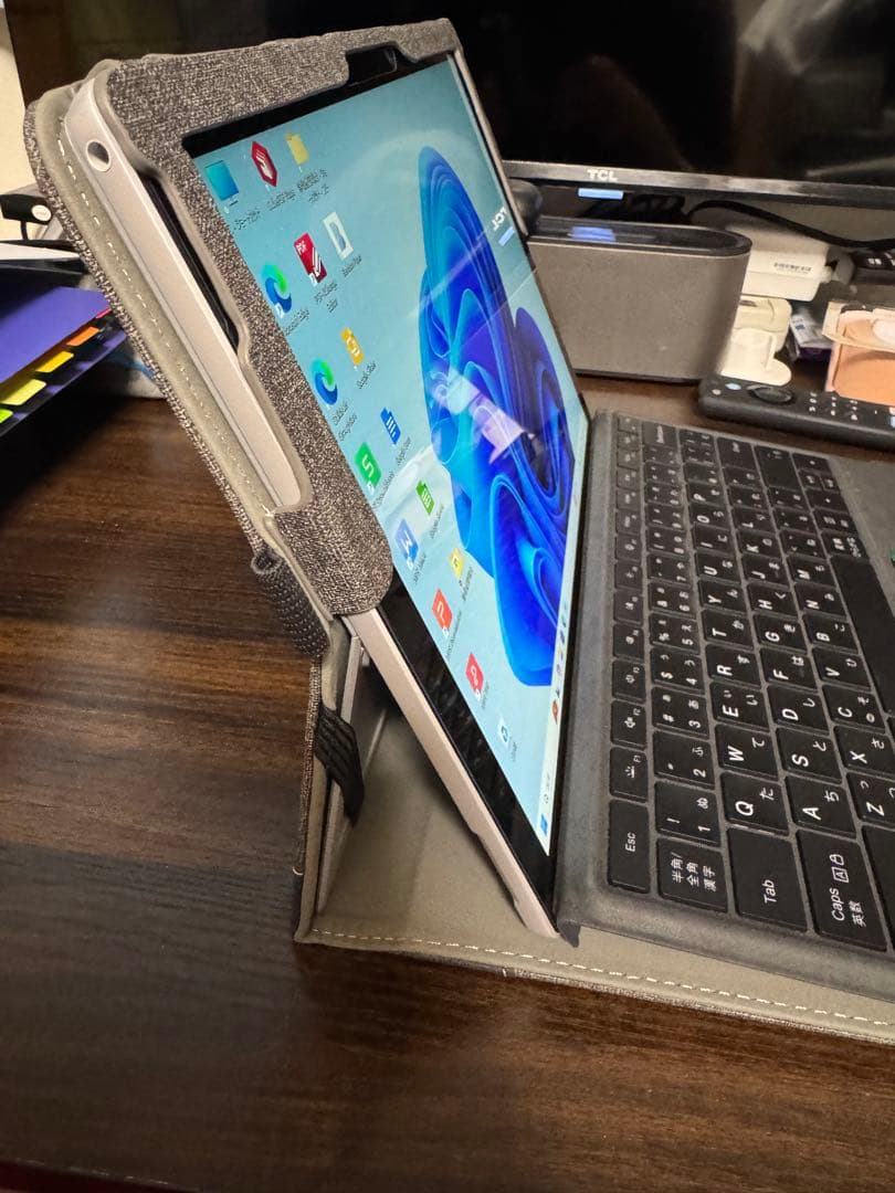 Windowsタブレット本体 Microsoft Surface Pro 7 Core i5 8GB