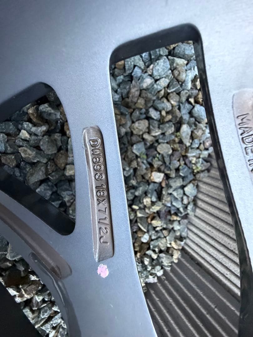 ロクサール　マルチフォルケッタ　18インチ　PCD100×5穴　7.5J