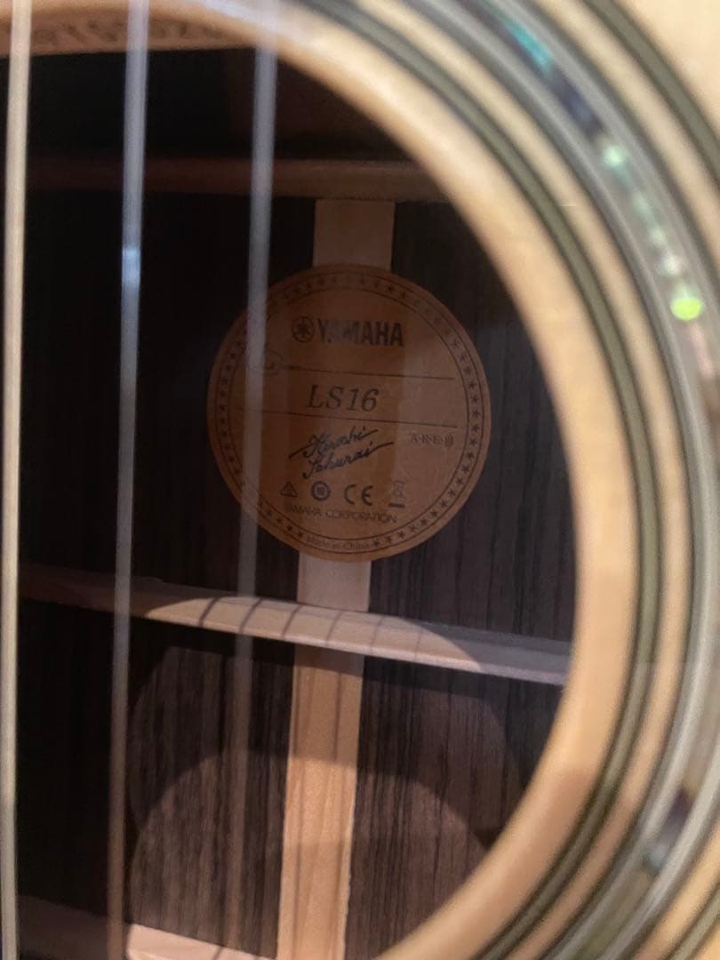 ギター YAMAHA LS 16