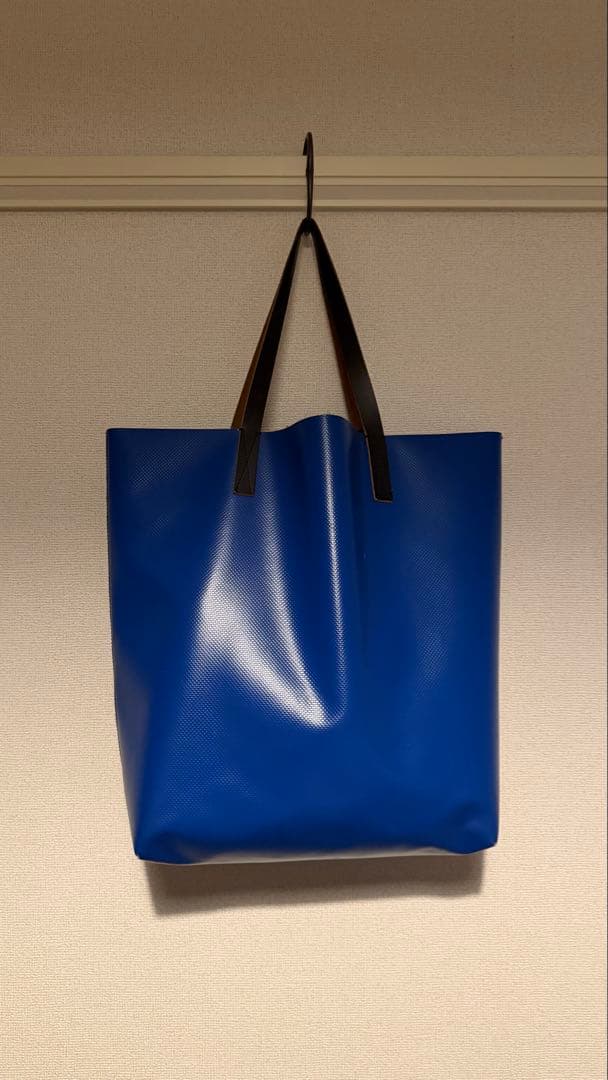 MARNI トートバッグ バイカラー（黒、青）