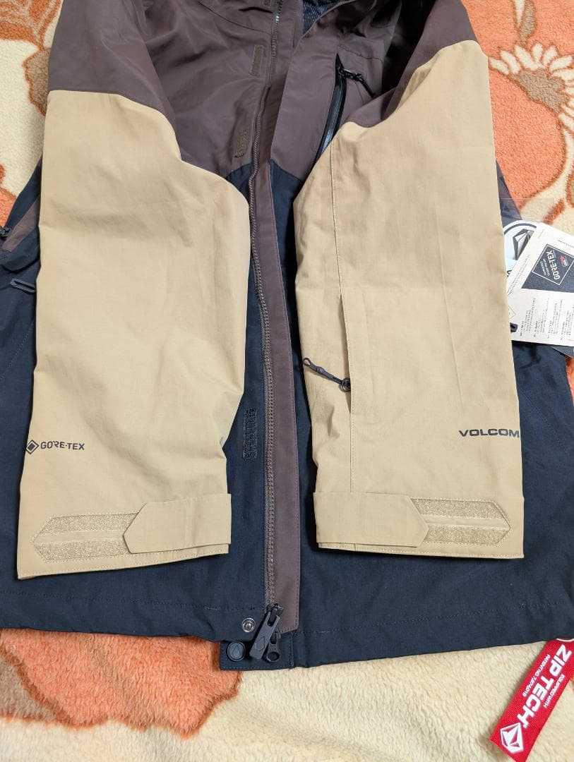 【新品未使用】VOLCOM L GORE-TEX セットアップ