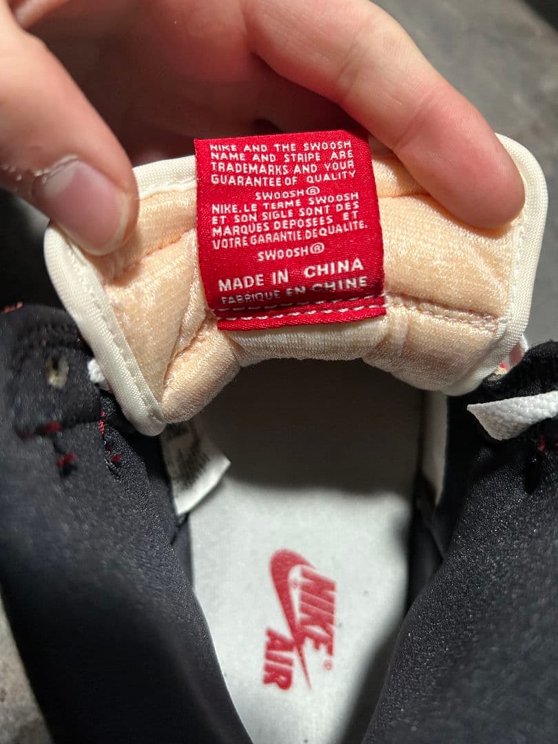 ルパン三世Air Jordan 1 high OG lost&foun