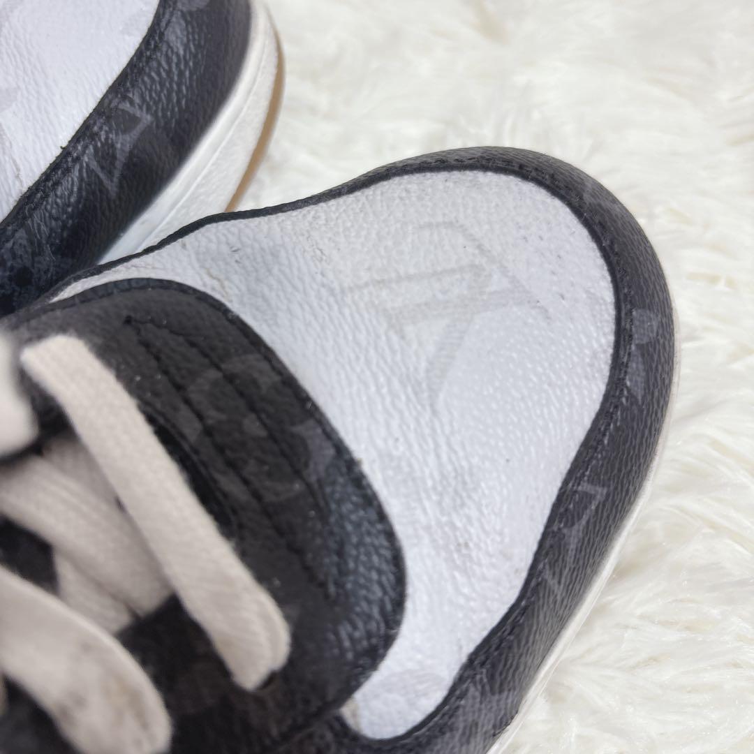 LOUIS VUITTON　MIDカット スニーカー　リヴォリライン