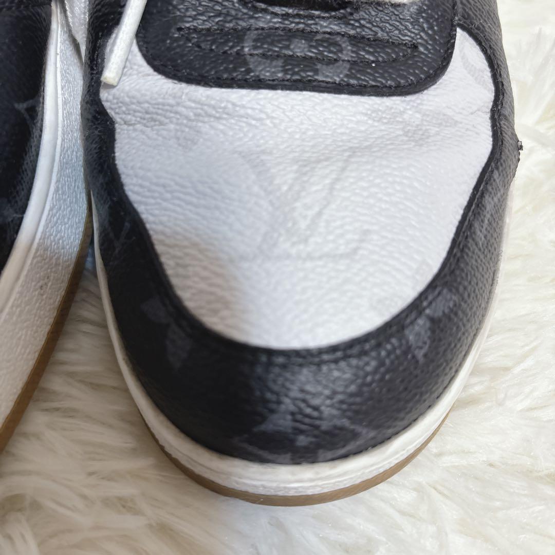 LOUIS VUITTON　MIDカット スニーカー　リヴォリライン