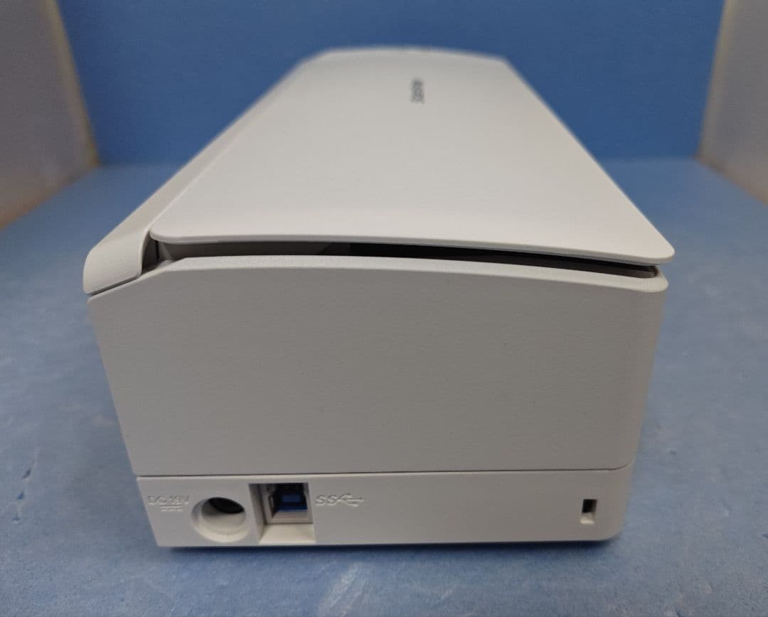 たまった書類を一気にスキャン 富士通 ScanSnap iX1300 （白）
