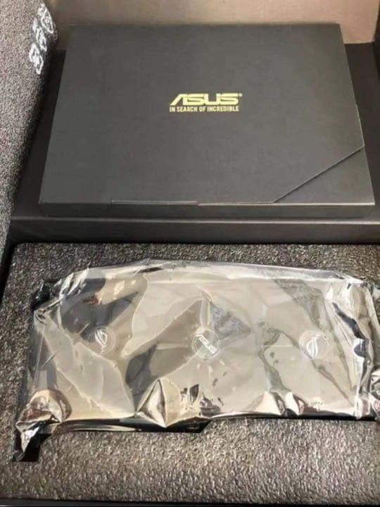 グラフィックボード・グラボ・ビデオカード ASUS ROG-STRIX-RTX2080-O8G-GAMING