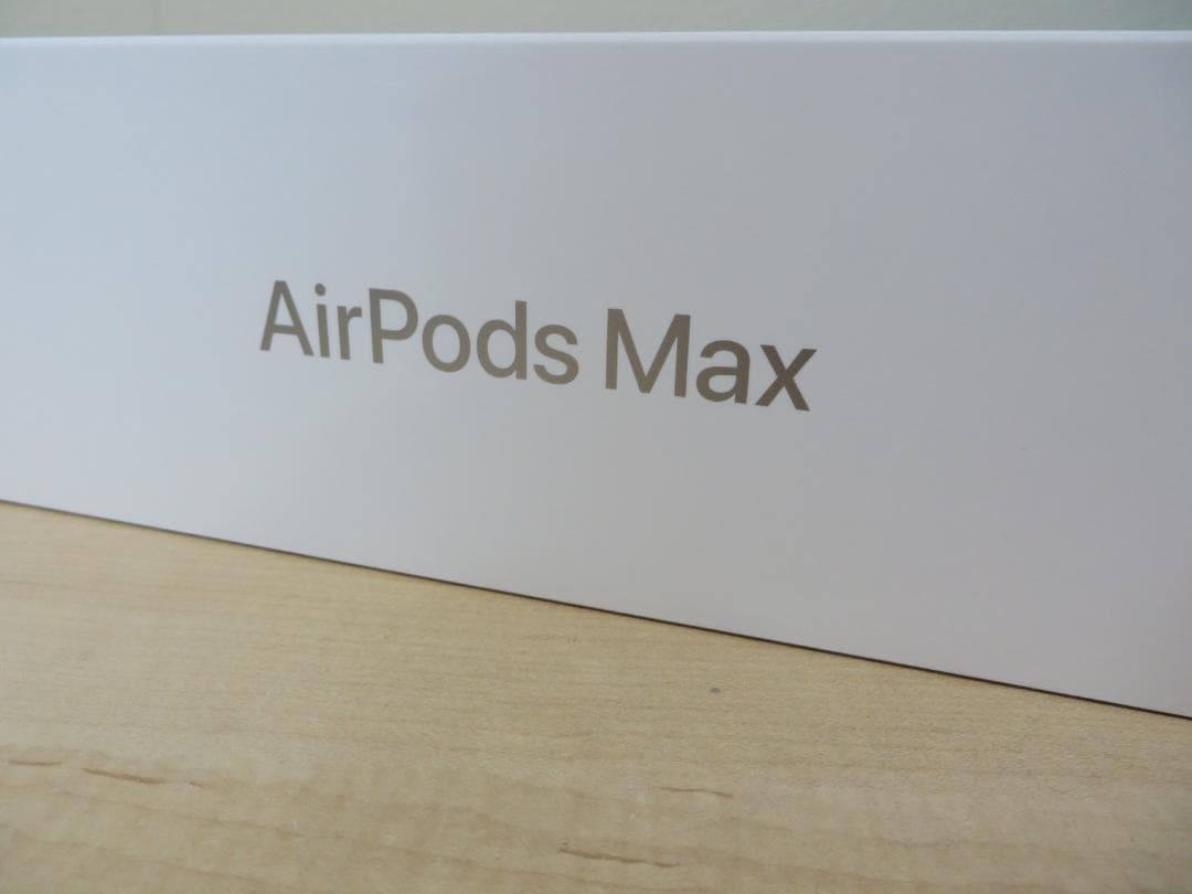 新品未開封Apple AirPods MaxスターライトA3184　USB-C