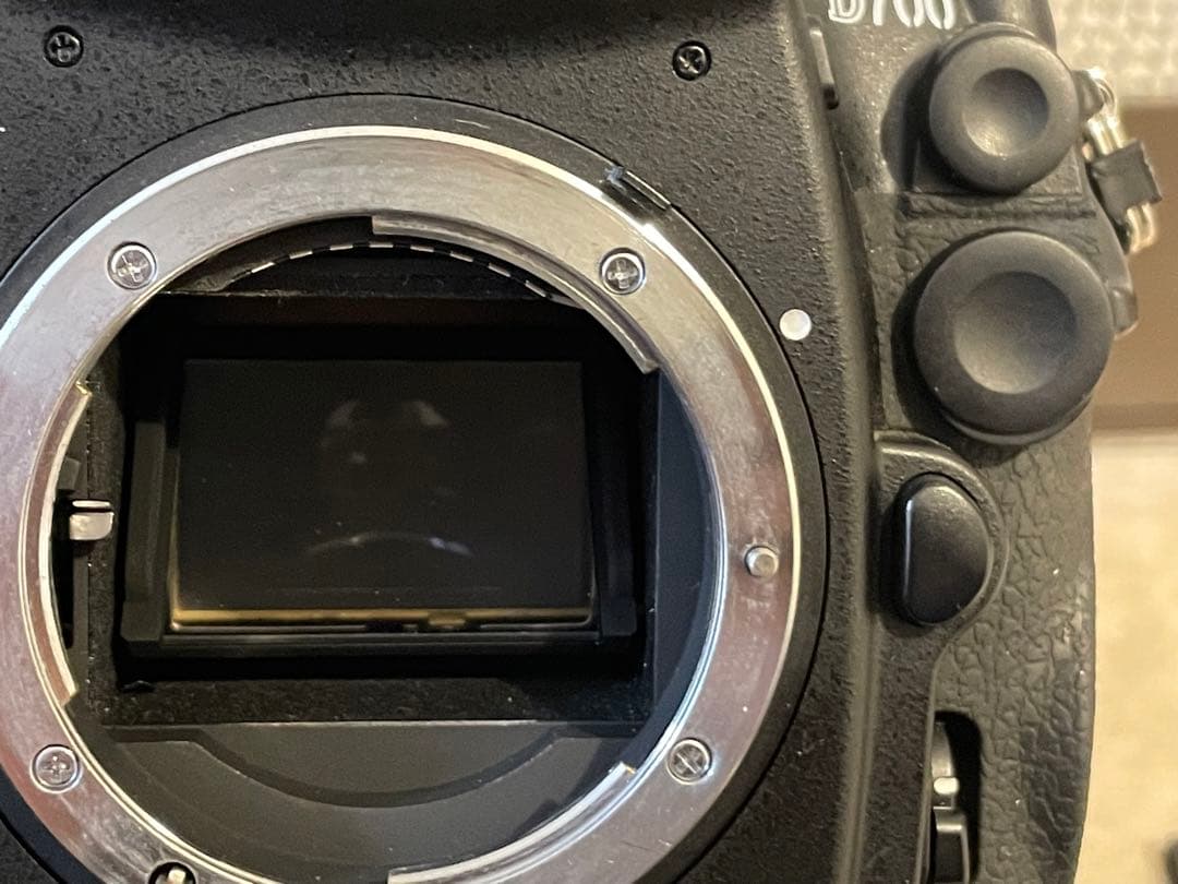 Nikon D700 バッテリーグリップ　バッテリー2個付き