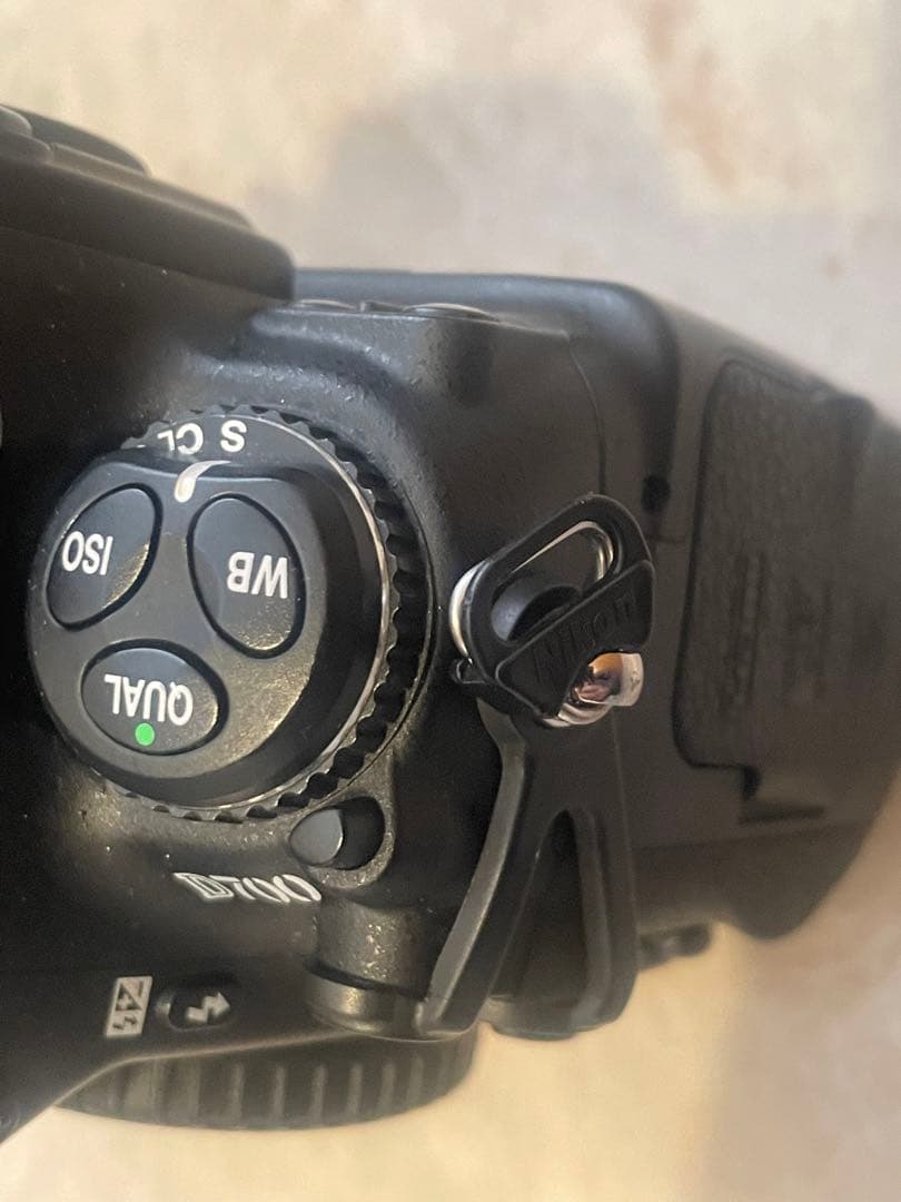 Nikon D700 バッテリーグリップ　バッテリー2個付き