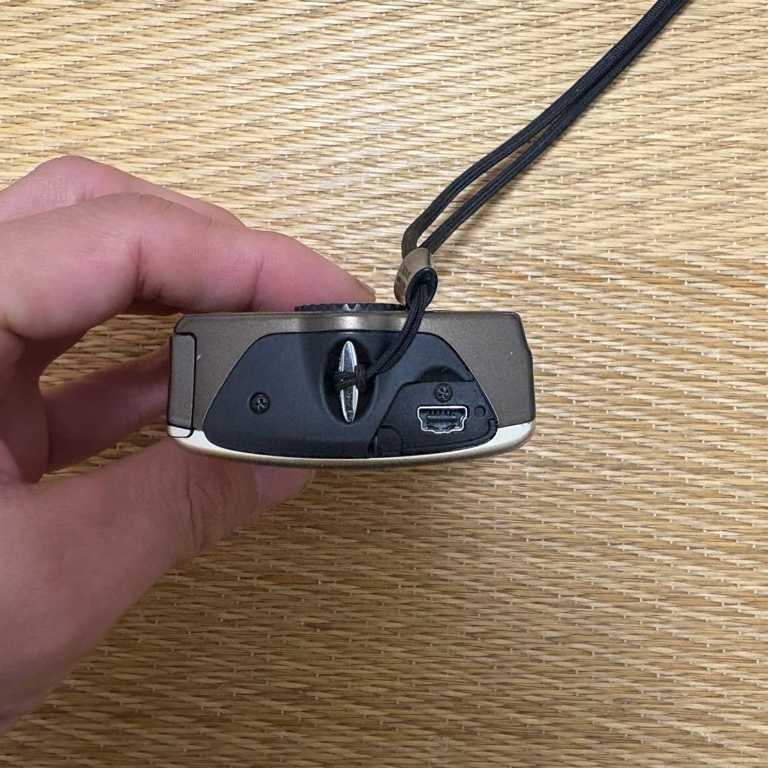 キャノン　Canon　IXY　920　IS　コンデジ