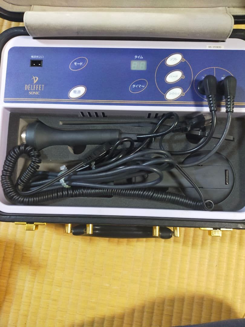 DELFFET SONIC デルフェソニック　家庭用　美容機器　動作確認済み