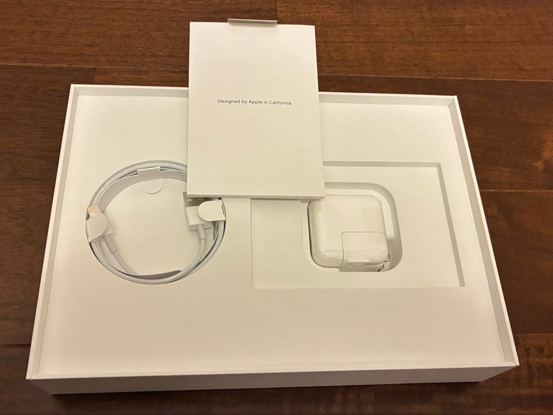 Apple MR7G2J/A iPad Wi-Fiモデル32GB スペースグレイ