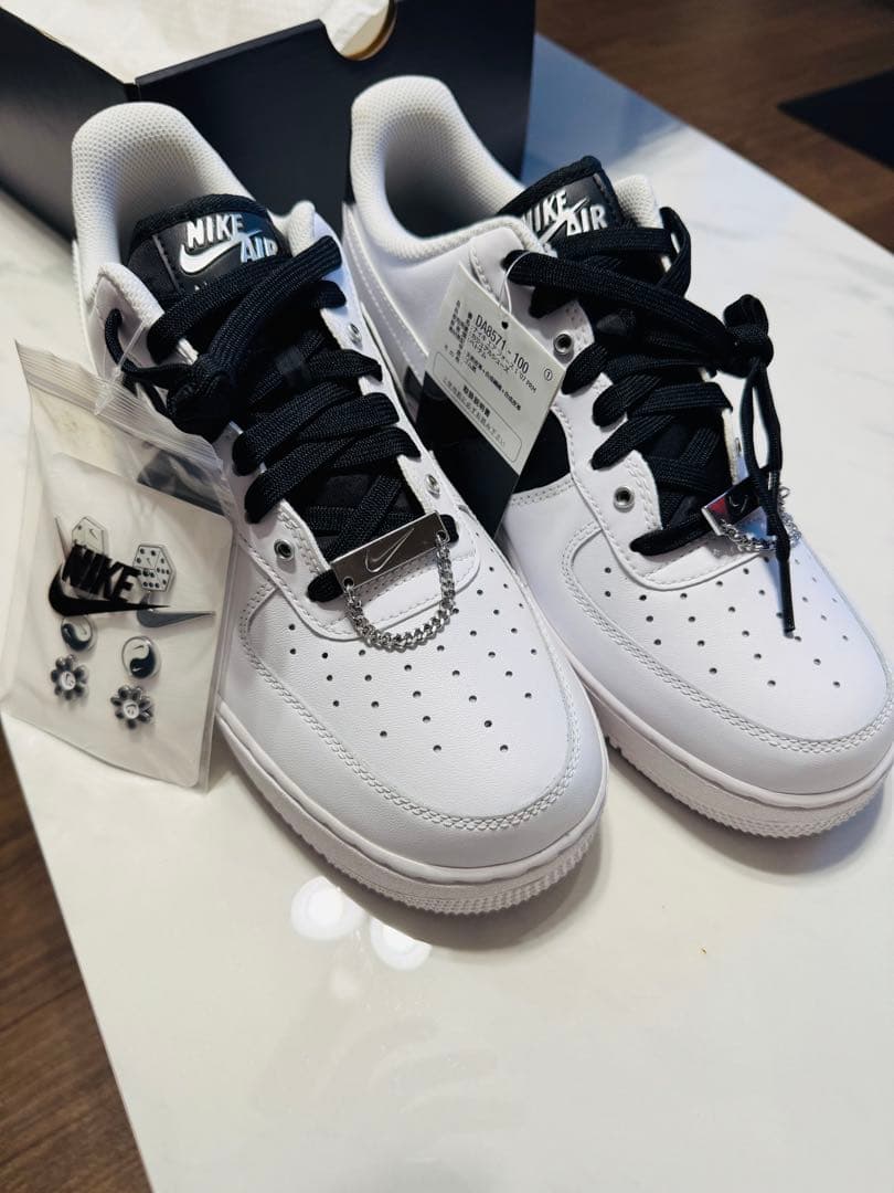 NIKE AIR FORCE 1 LOW SILVER SNAP (新品未使用)