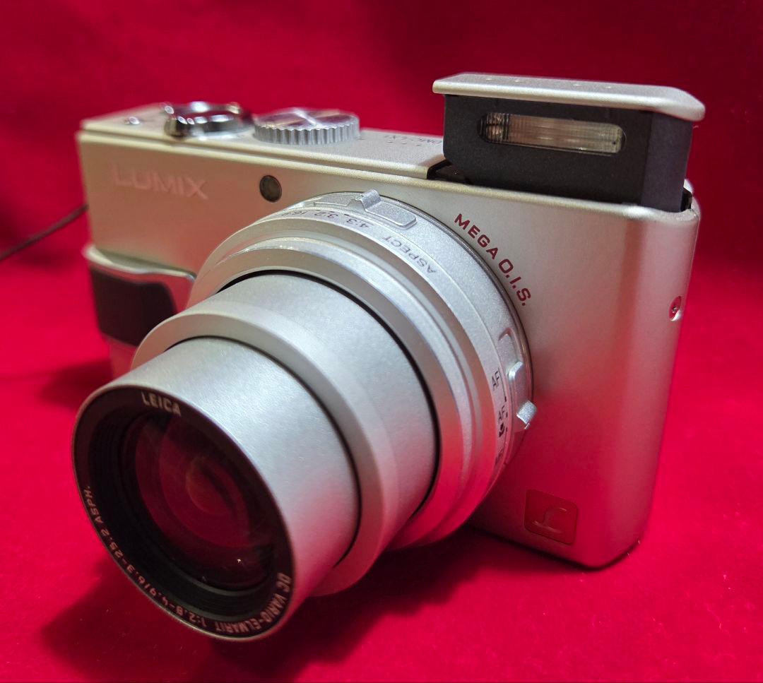 Panasonic DMC-LX1 コンパクトデジタルカメラ シルバー