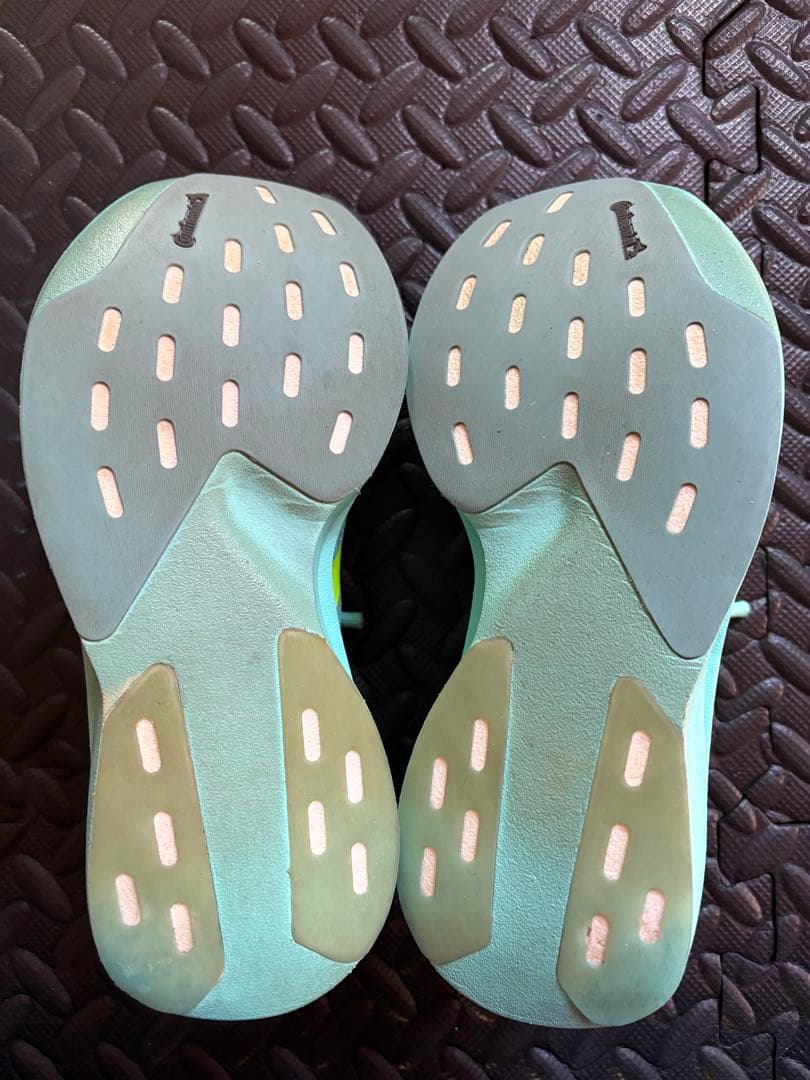 adidas アディゼロ evo sl