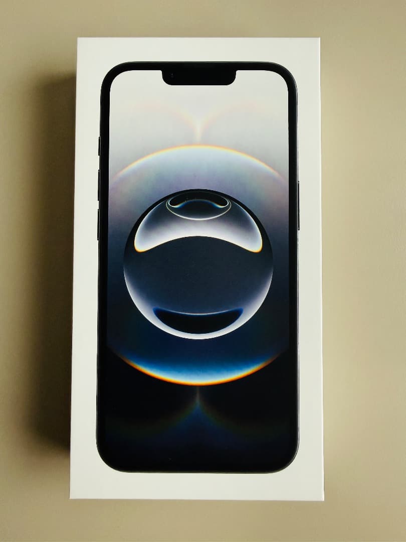 【新品未使用】iPhone 16e 128GB 黒