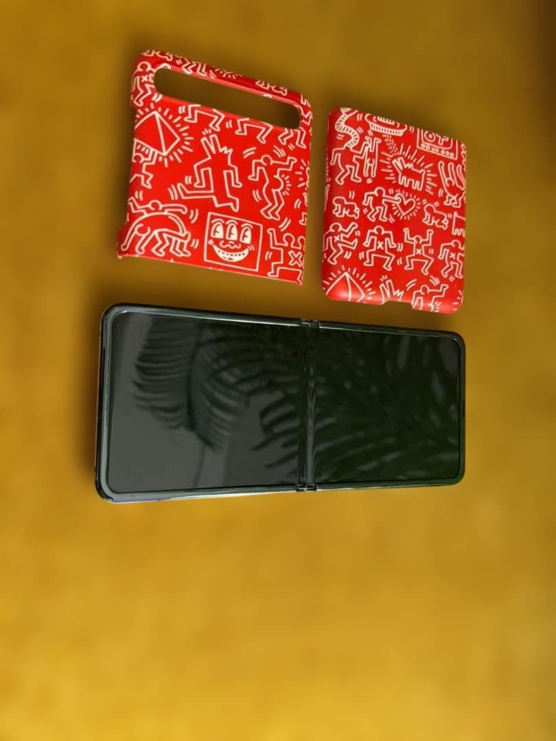 Galaxy Z Flip 1 限定ゴールド SIMフリー 海外版 美品