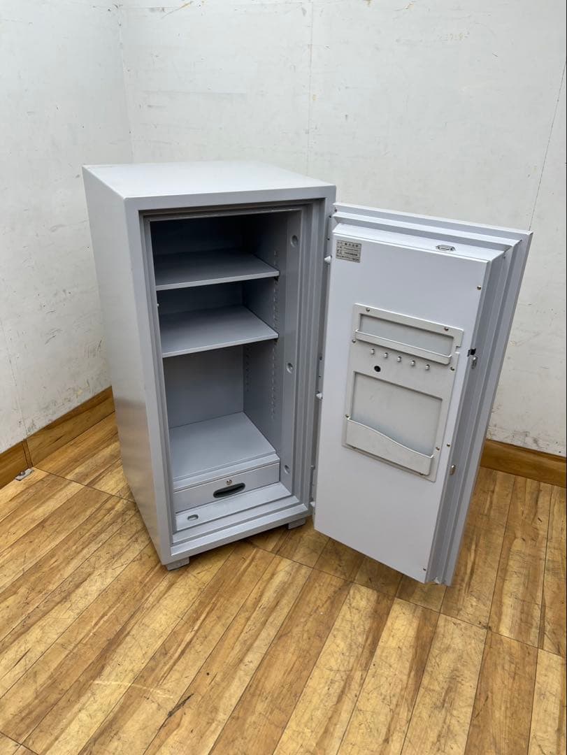 窝*头様 SK323☆ダイヤセーフ☆耐火金庫☆ETS130☆業務用☆24年☆テン