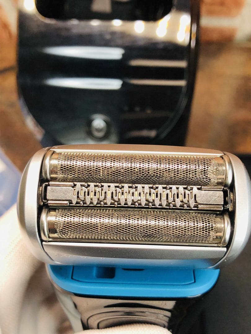 【未使用に近い】Braun series 8 8365cc シェーバー ブラウン