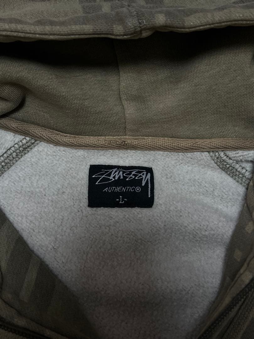 STUSSY ジップアップパーカー