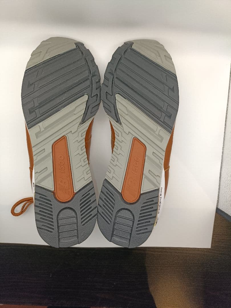 c*7様 【極美品】ニューバランス M1500TN イングランド製 レザー 26