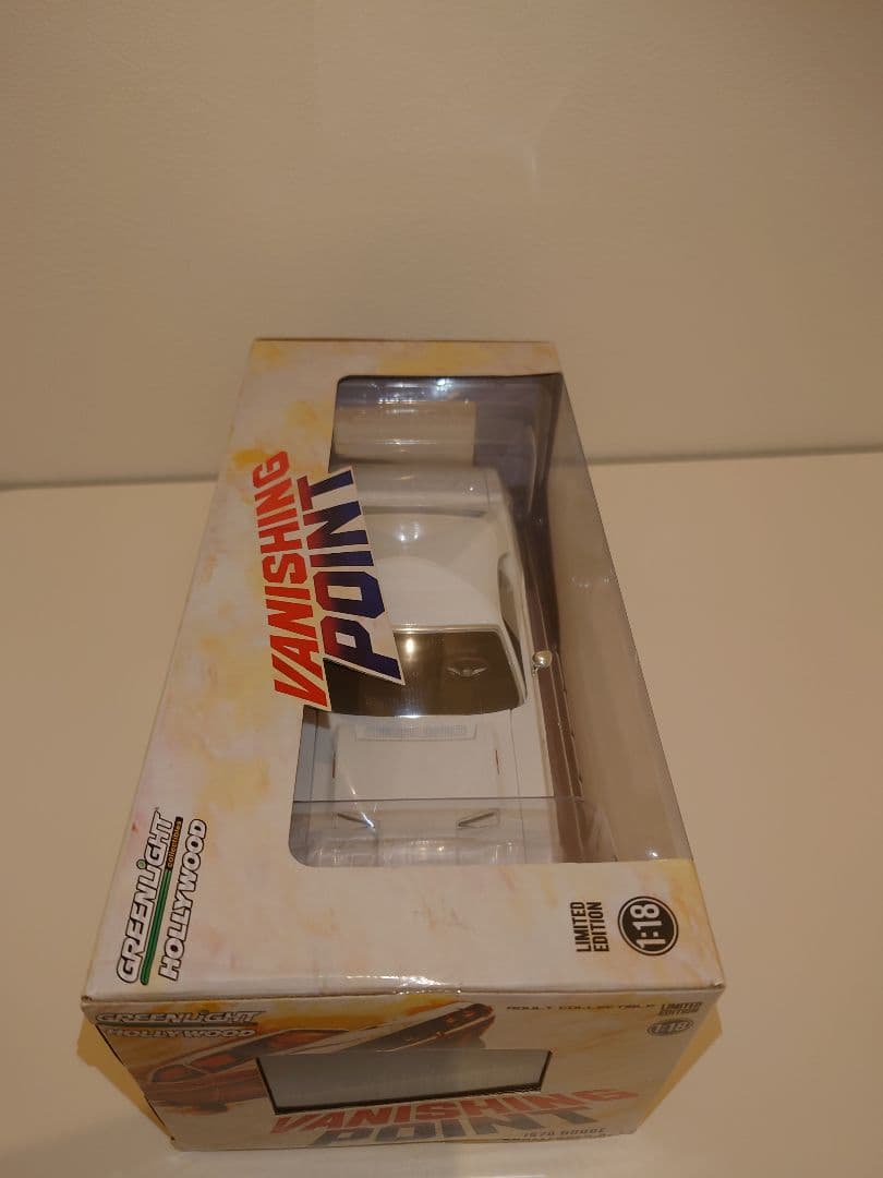 1/18 ダッジ・チャレンジャー R/T バニシング・ポイント 新品未開封