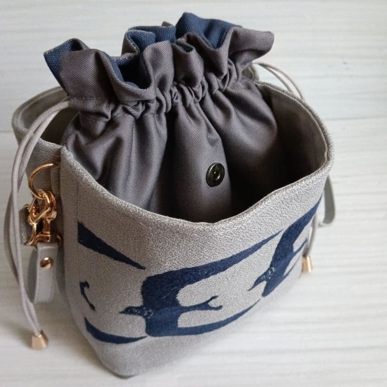 ✩専用✩ミナペルホネン　ポケット巾着バッグ　go!　グレー　鳥さん