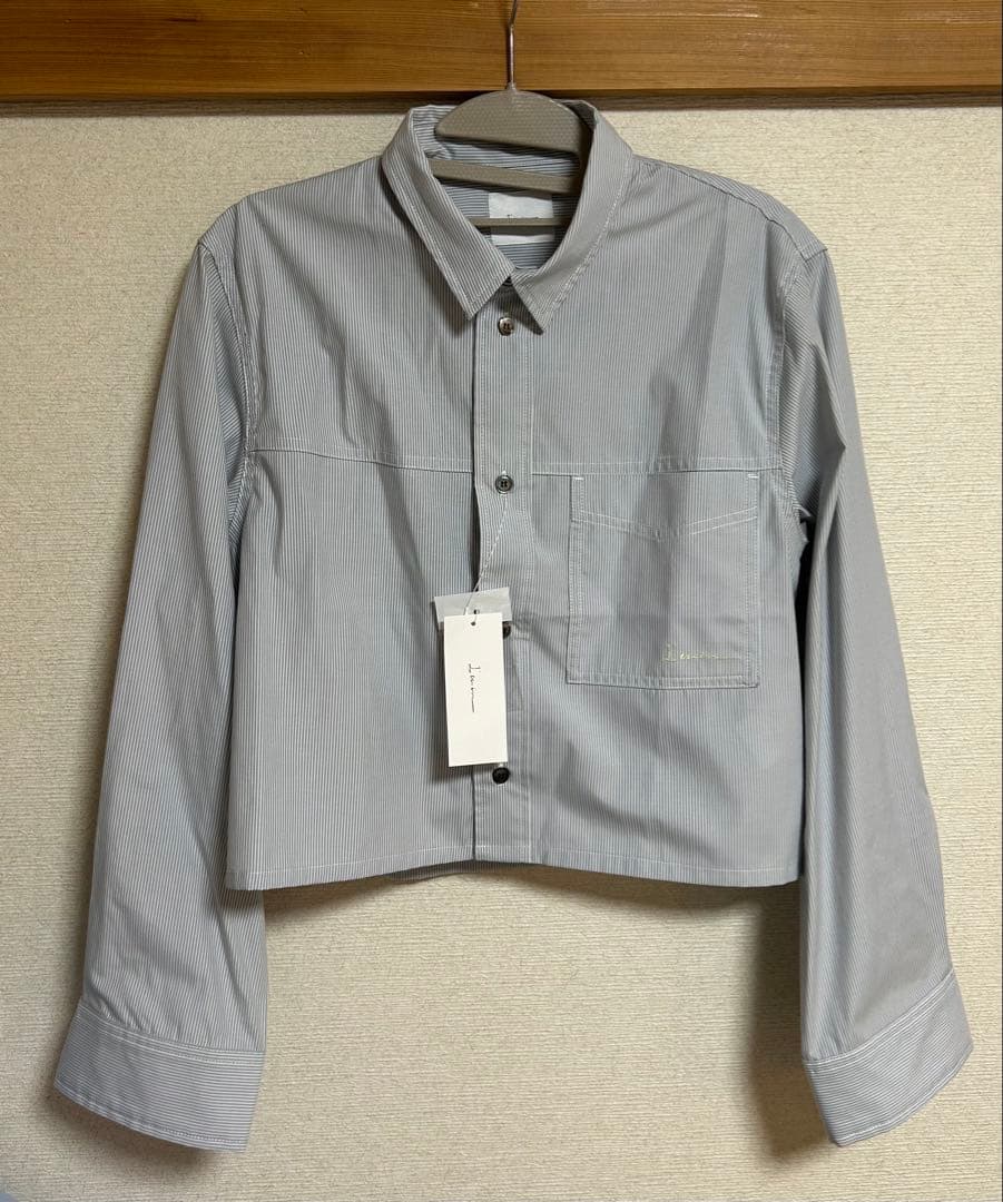 辻元舞さん　アイムイン　クロップドシャツ　グレー　Ｍ