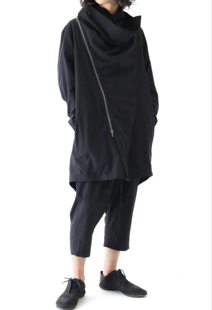 julius ユリウス　カバード　コート　bk1