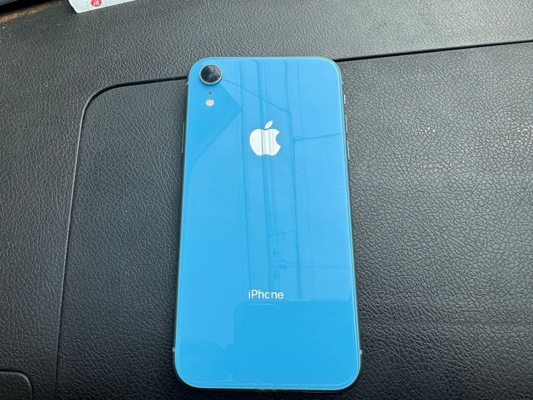iPhoneXR 64GB ブルー　バッテリー残量82%