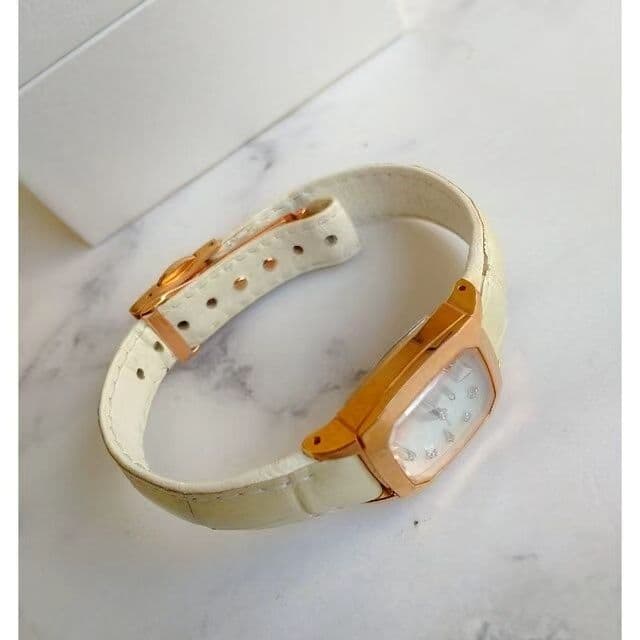 セイコー ルキア 美品 シェル 8Pダイヤモンドレディースクォーツ